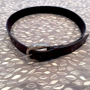 GUCCI Brown Leather Belt with Silver Buckle, size 38